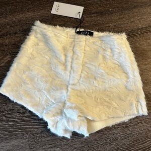 AKIRA Touch Me Faux Fur Shorts, Cream, Size XS, new with tags!